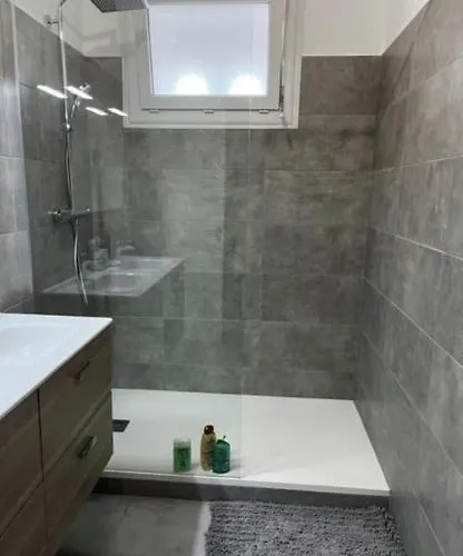 Spacieux, Proche Centre Ville. * 阿雅克肖